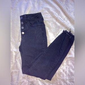 JBD Skinny High Rise Cropped❤️